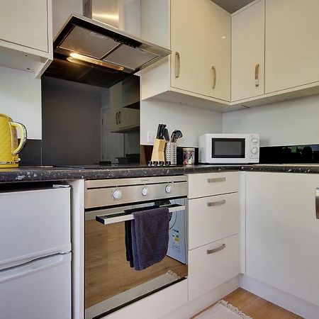 Turay Court Holiday Apartments ボーンマス エクステリア 写真