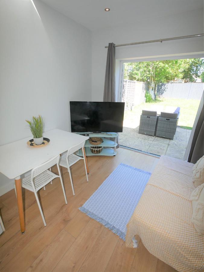 Turay Court Holiday Apartments ボーンマス エクステリア 写真
