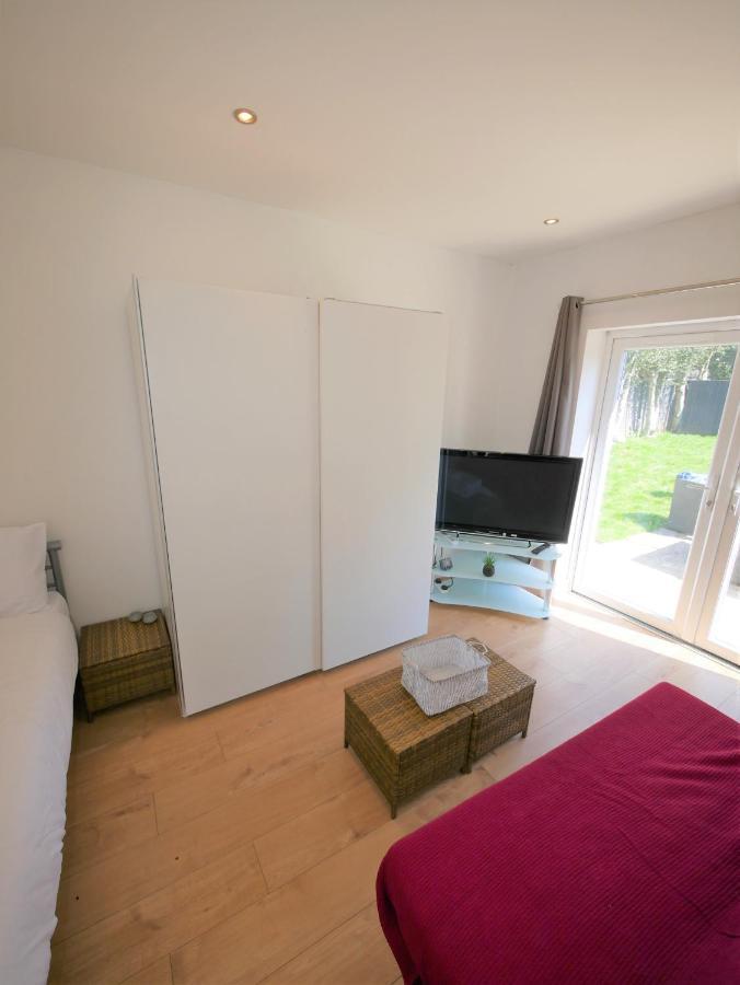 Turay Court Holiday Apartments ボーンマス エクステリア 写真