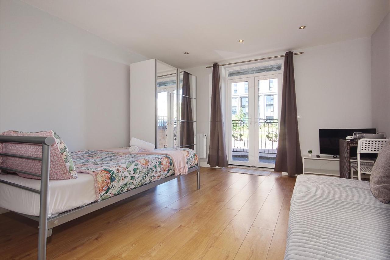 Turay Court Holiday Apartments ボーンマス エクステリア 写真