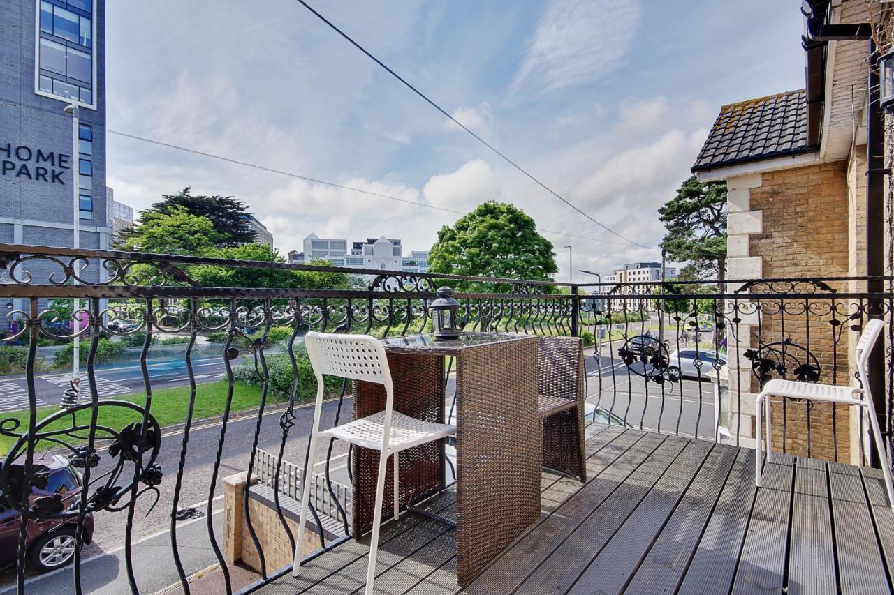 Turay Court Holiday Apartments ボーンマス エクステリア 写真