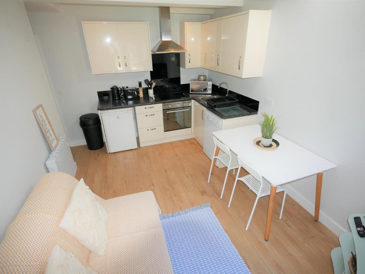 Turay Court Holiday Apartments ボーンマス エクステリア 写真